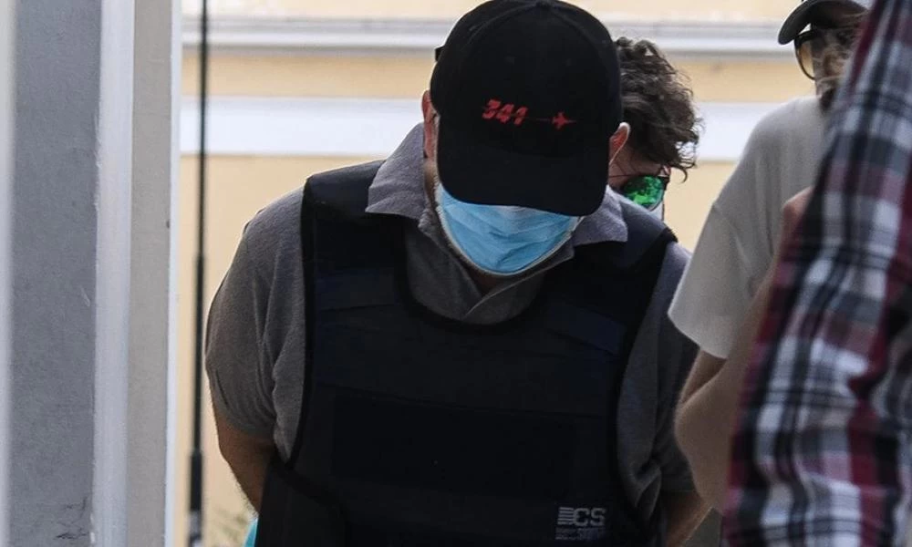 Κορονοϊό επικαλείται ο Dr… Kontos που λείπει ξανά από το δικαστήριο
